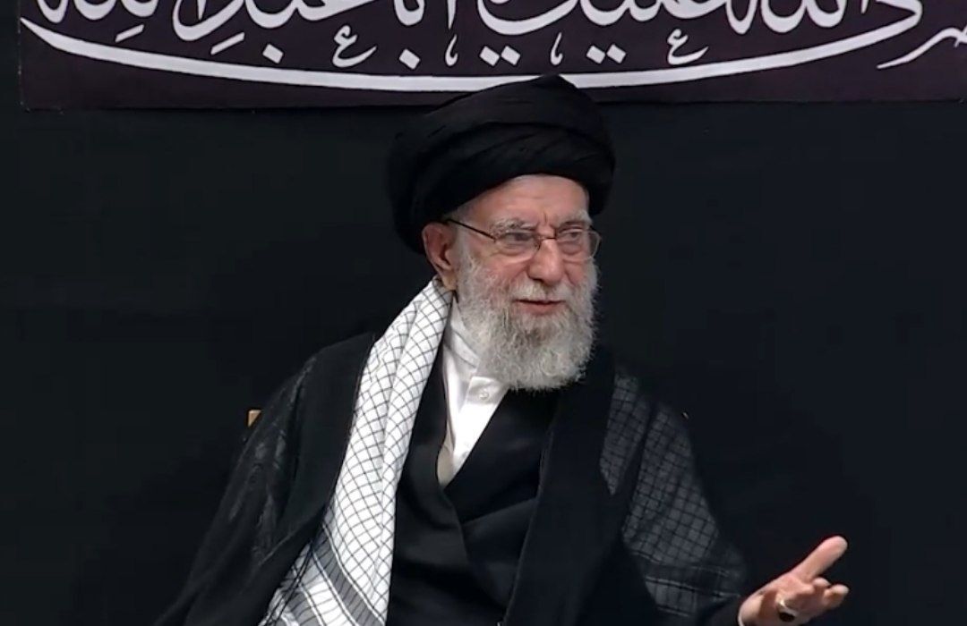حضور رهبر انقلاب در حسینیه امام خمینی + عکس