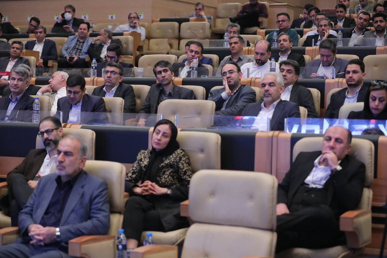 برگزاری پنل «جهان در حال تغییر و موقعیت ایران» در کیش اینوکس + عکس
