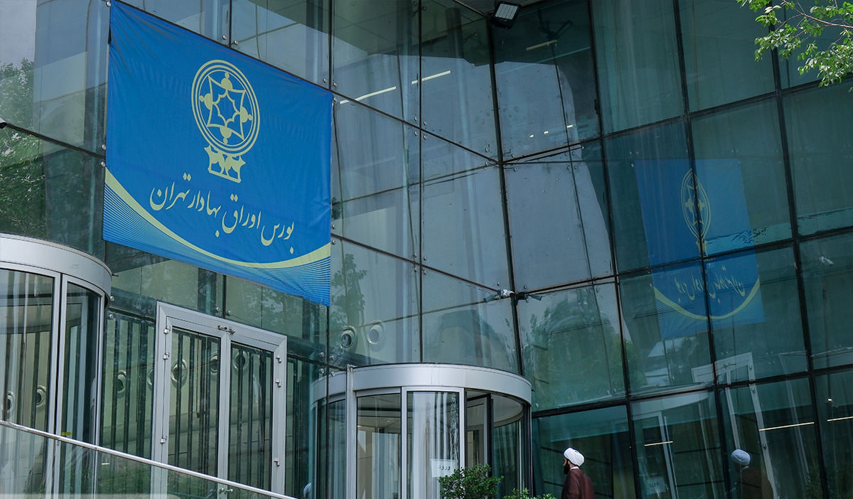 بسته شدن ورودی بورس تهران با صف خرید سنگین شاخص‌سازان ریالی