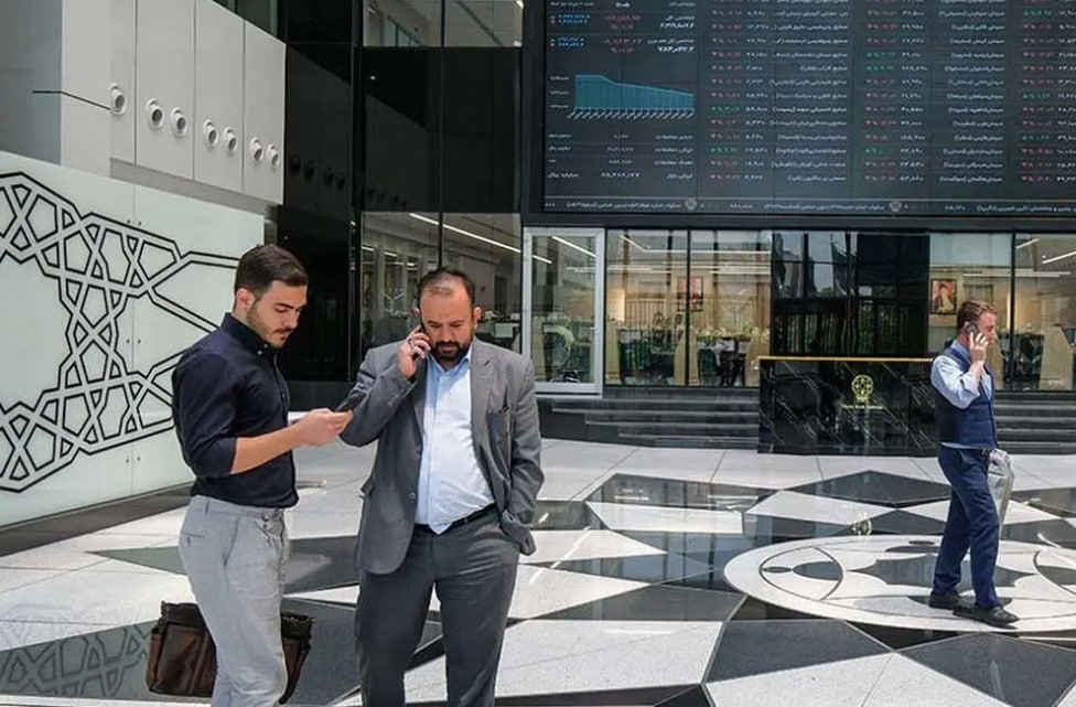 سقوط دوباره بورس / شاخص کل ریزش کرد