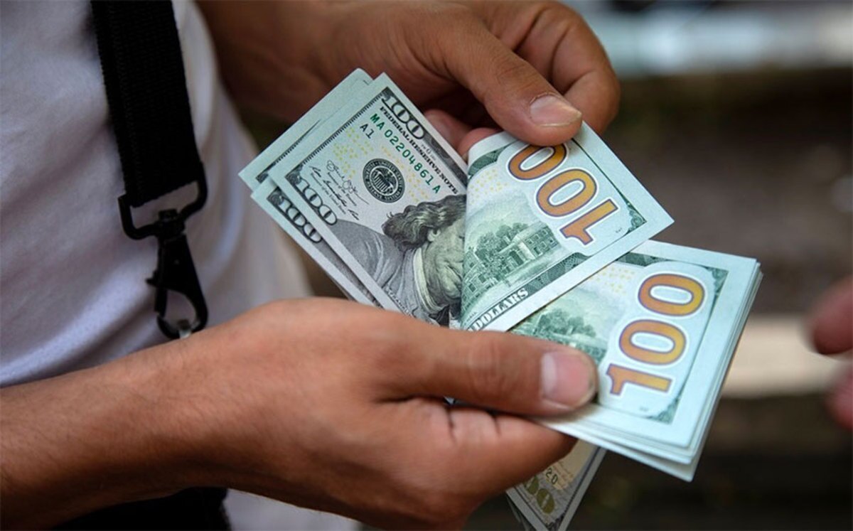 پیش‌بینی قیمت دلار / سقوط تاریخی در راه است؟