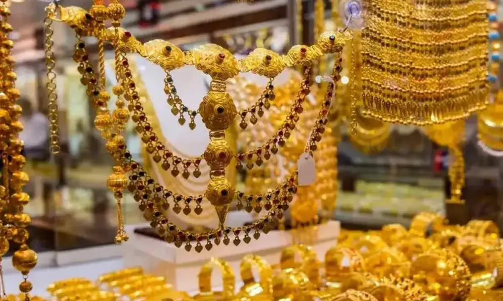 قیمت طلای ۱۸ عیار امروز ۳ خرداد / سکه و دلار چند؟
