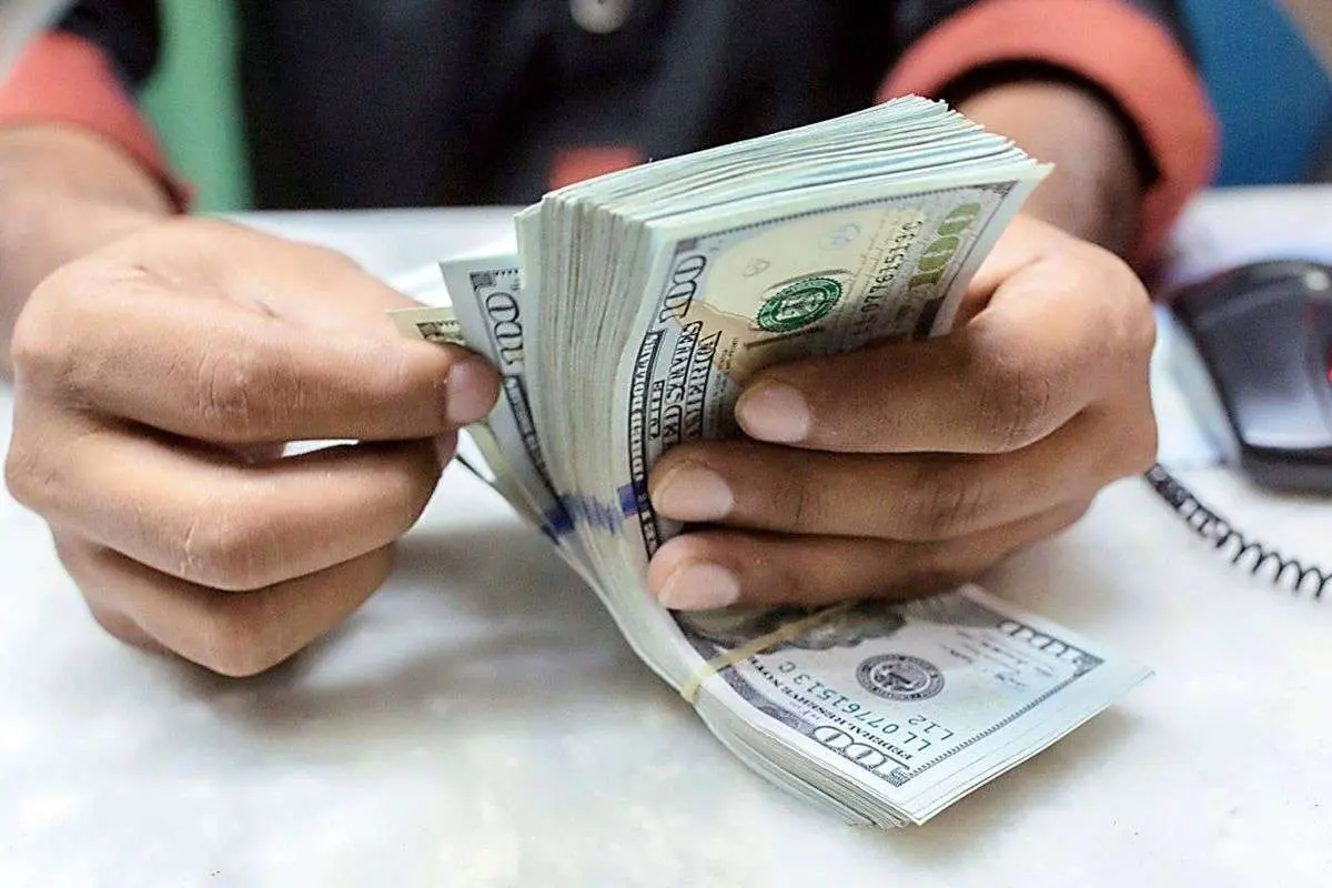 قیمت دلار آزاد و توافقی امروز چهارشنبه ۱۱ تیر ۱۴۰۴