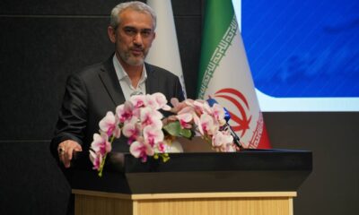 وزیر اقتصاد: بنگاه‌های بزرگ باید به بورس بروند تا منابع بانکی آزاد شود