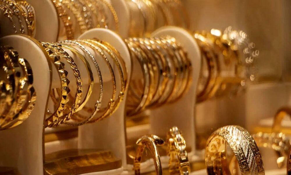 قیمت طلا از ۱۱ میلیون تومان گذشت