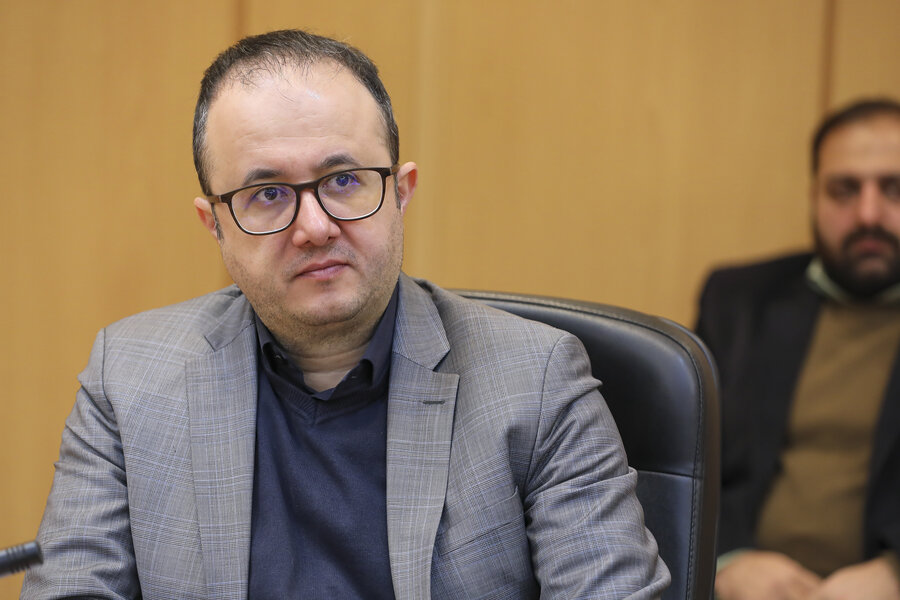 رضا عیوضلو بورس